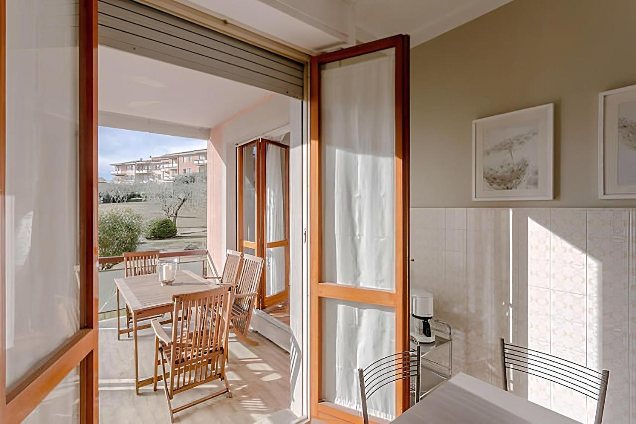 Natural Chic - Close To City Center And Beach - Parking Desenzano del Garda Buitenkant foto